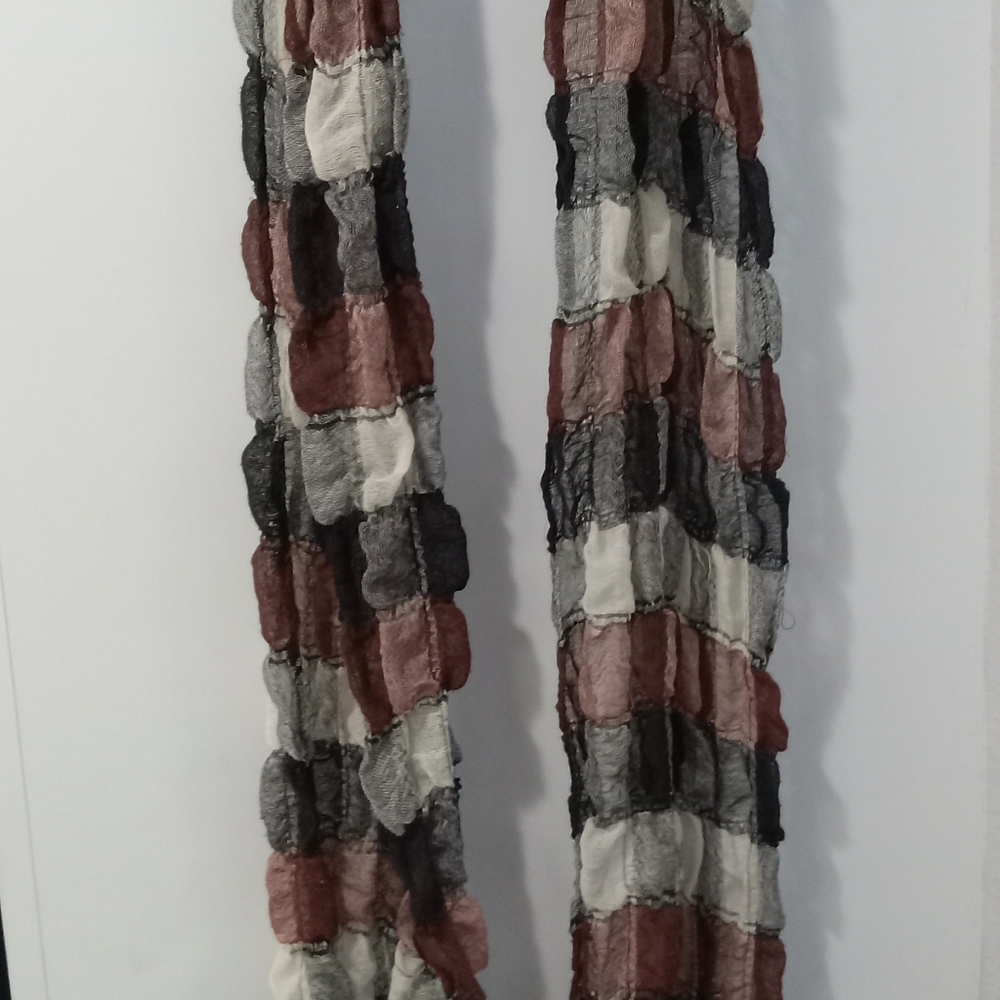 Multicolor scarf